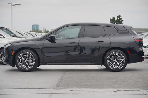 2026 BMW iX xDrive60