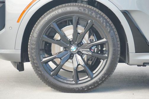 2026 BMW X7 M60i