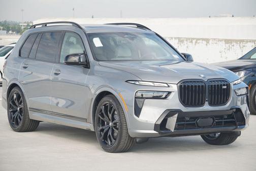 2026 BMW X7 M60i