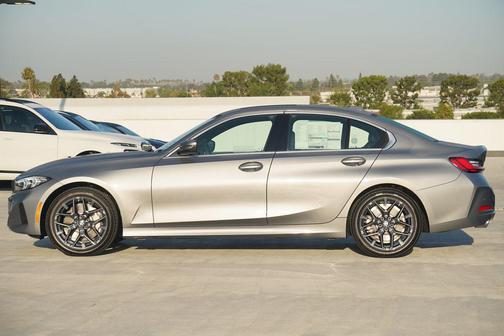 2025 BMW 330 i