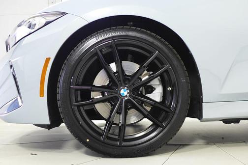 2023 BMW 330 330i