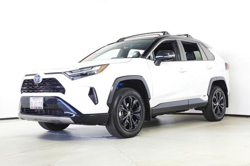 2024 Toyota RAV4 Hybrid SE