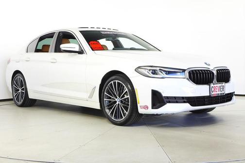 2022 BMW 530e Base