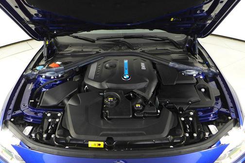 2018 BMW 330e iPerformance