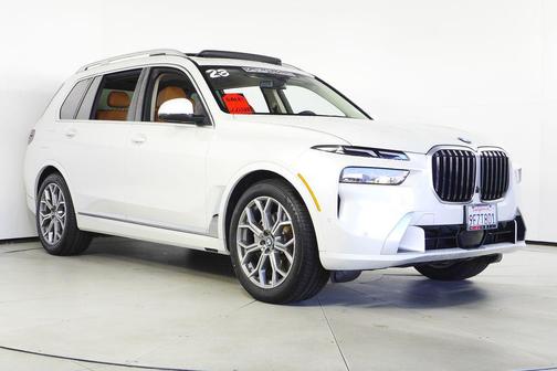 2023 BMW X7 xDrive40i