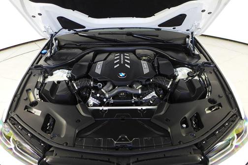 2023 BMW M550 i Xdrive