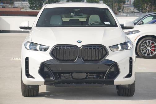 2026 BMW X6 xDrive40i