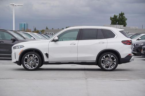 2026 BMW X5 sDrive40i