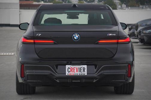 2026 BMW i7 M70