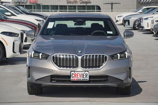 2025 BMW 530 i
