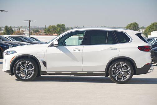 2026 BMW X5 PHEV xDrive50e