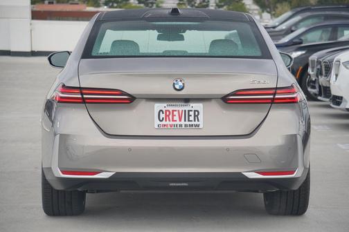 2026 BMW 530 i