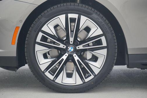 2026 BMW 530 i