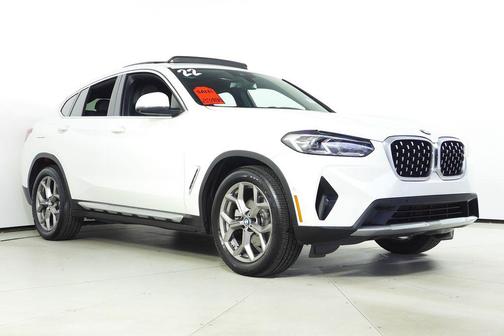 2022 BMW X4 xDrive30i