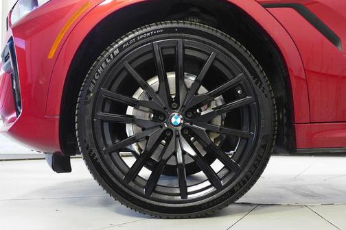 2022 BMW X6 xDrive40i