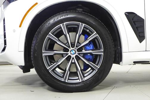 2025 BMW X5 sDrive40i