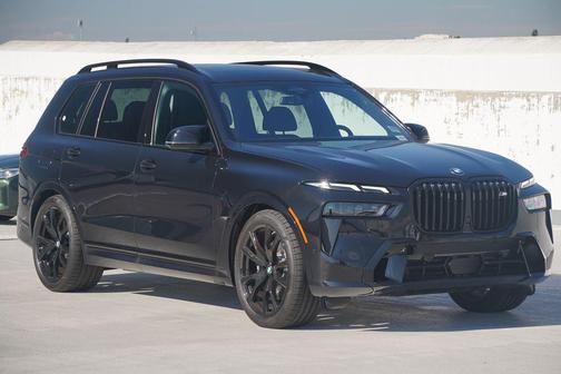 2026 BMW X7 M60i