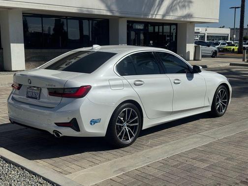 2021 BMW 330e Base