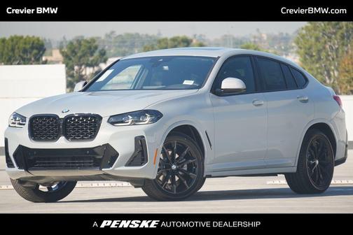 2025 BMW X4 xDrive30i