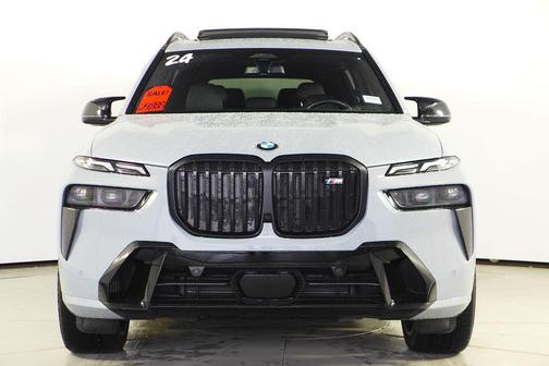 2024 BMW X7 M60i