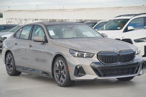 2026 BMW 550e xDrive