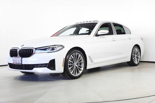 2022 BMW 530 i