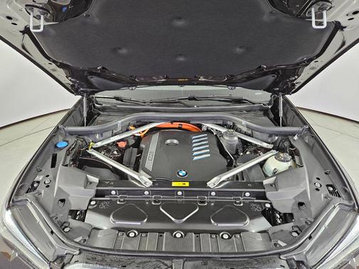 2023 BMW X5 PHEV xDrive45e