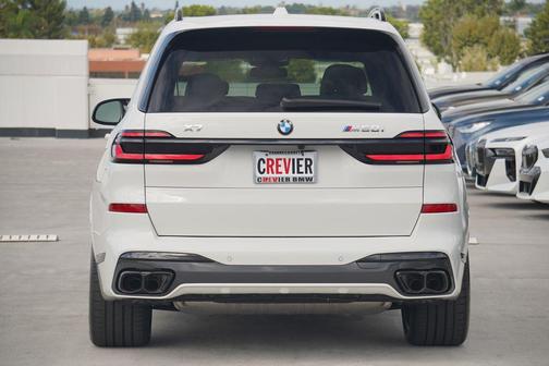 2026 BMW X7 M60i