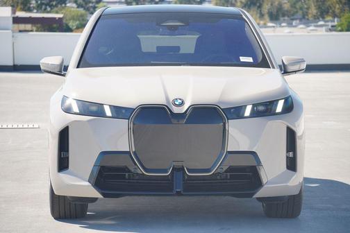 2026 BMW iX xDrive60