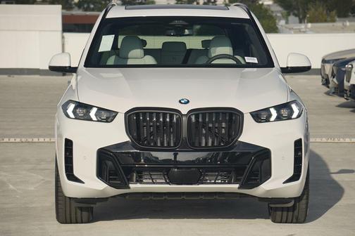 2026 BMW X5 sDrive40i