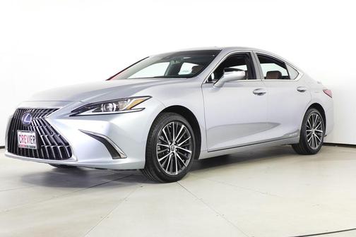 2022 Lexus ES 300h Base