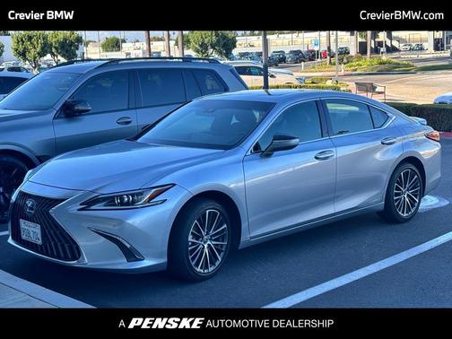 2022 Lexus ES 300h Base
