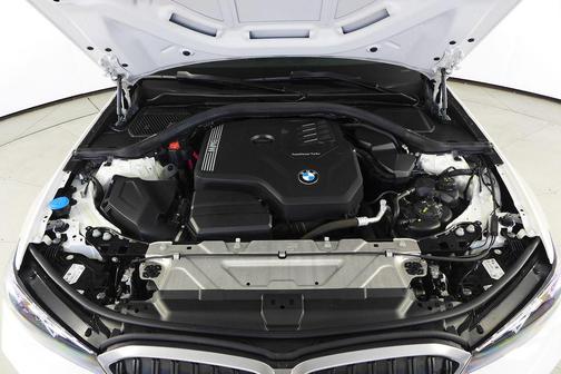 2023 BMW 330 330i
