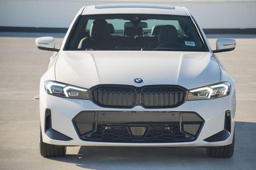 2026 BMW 330 xDrive NA