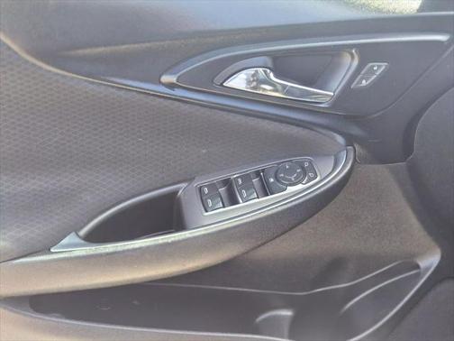 2017 Chevrolet Malibu 1LT