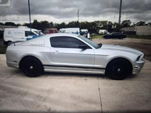 2014 Ford Mustang V6