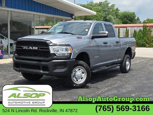 2020 RAM 2500 Tradesman Crew Cab 4X4 6'4' Box