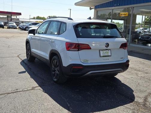 2022 Volkswagen Taos 1.5T S
