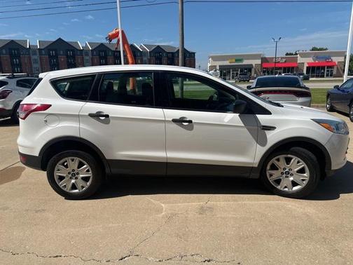 2015 Ford Escape S