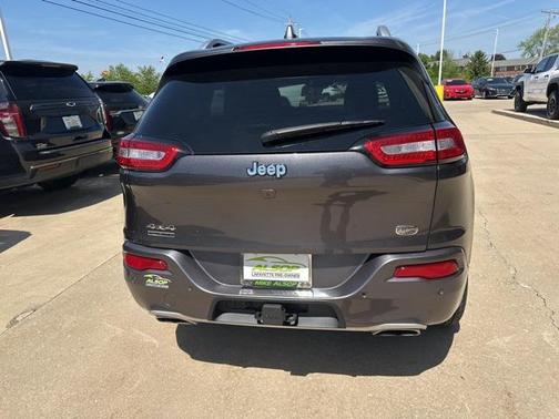 2018 Jeep Cherokee Overland