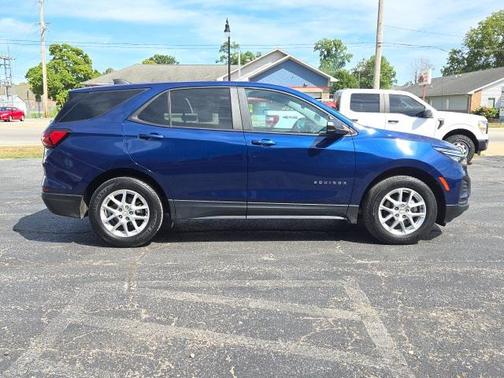 2023 Chevrolet Equinox LS