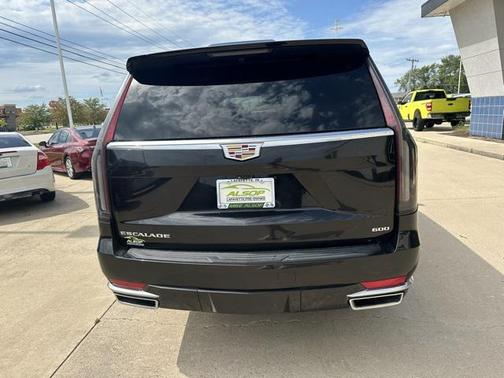 2022 Cadillac Escalade ESV Premium Luxury