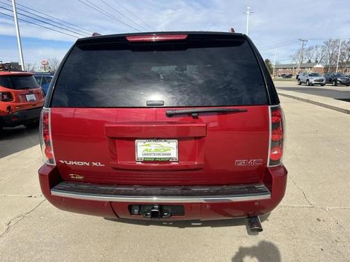 2013 GMC Yukon XL Denali