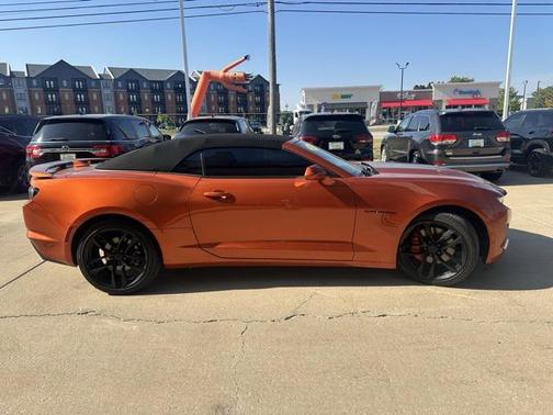 2023 Chevrolet Camaro 2LT