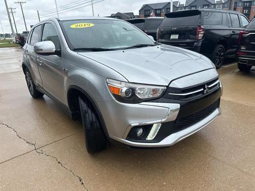 2019 Mitsubishi Outlander Sport SE