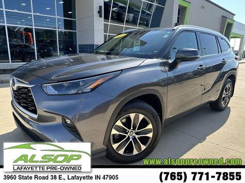 2022 Toyota Highlander Hybrid XLE