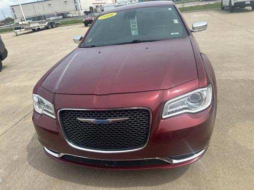 2018 Chrysler 300 Limited