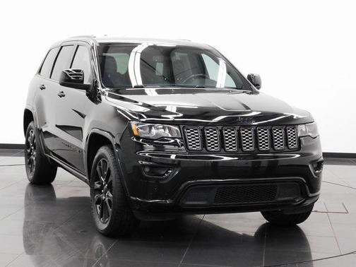 2020 Jeep Grand Cherokee Altitude