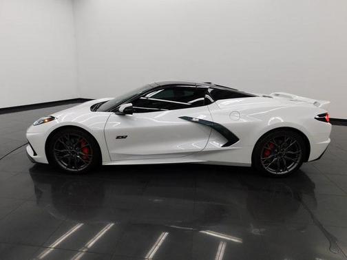 2023 Chevrolet Corvette Stingray w/3LT