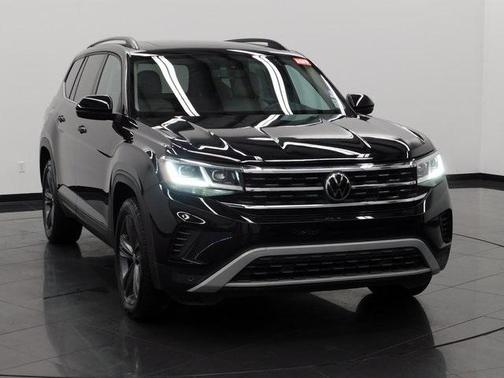 2022 Volkswagen Atlas 3.6L SE w/Technology